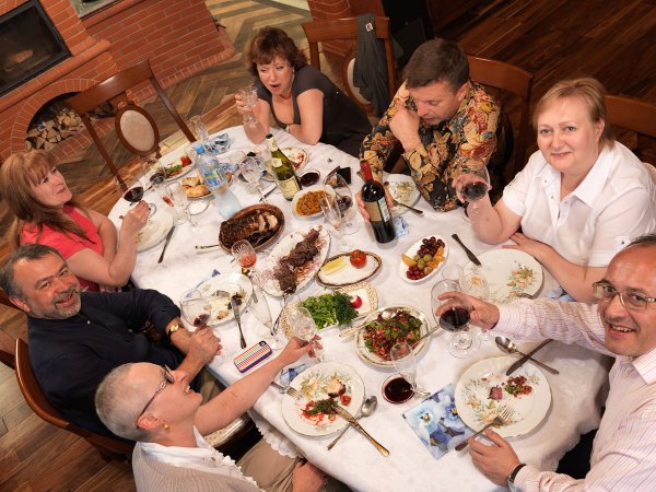 Семейное застолье