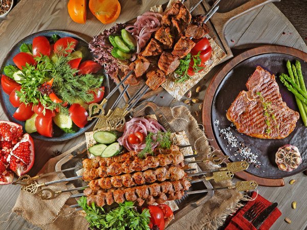 Шашлык и вино