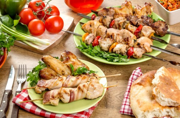 Пикник шашлык на природе