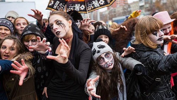 Русские празднуют Хэллоуин