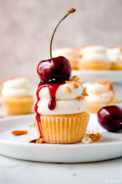 Красивые пирожные