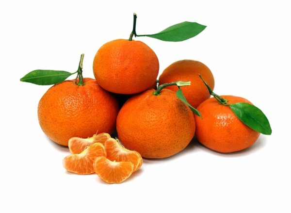 Мандарин на прозрачном фоне