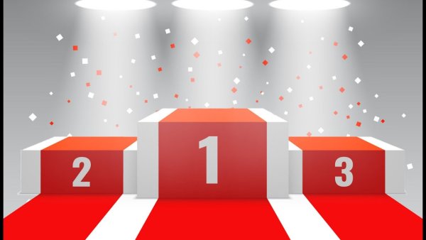 Пьедестал почета