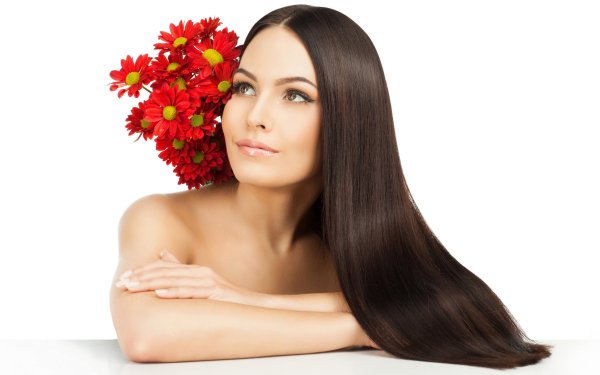 Женщина с красивыми волосами