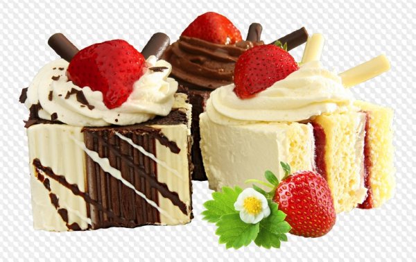 Пирожные на белом фоне