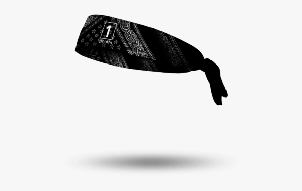 Бандана на белом фоне