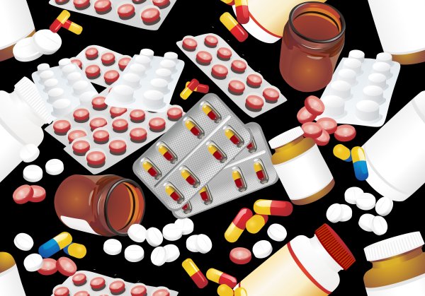 Лекарства на черном фоне
