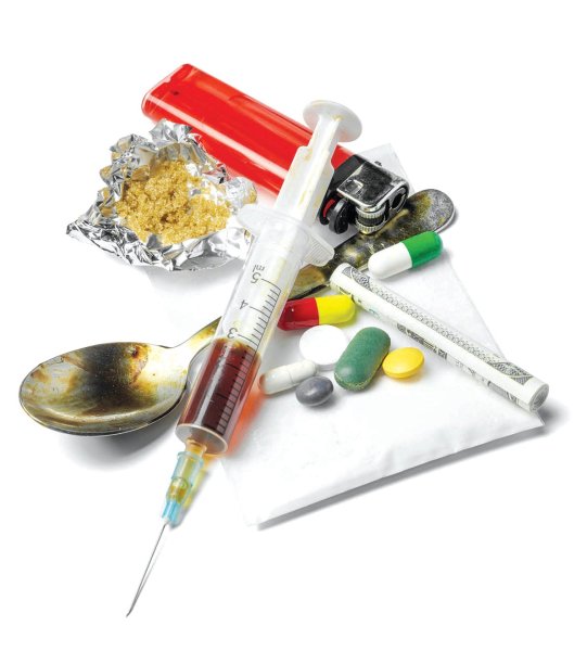 Наркотики на белом фоне