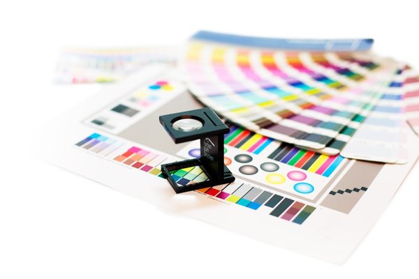 Дизайнер полиграфической продукции