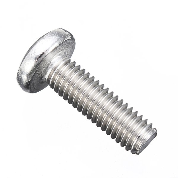 Болт входит в гайку