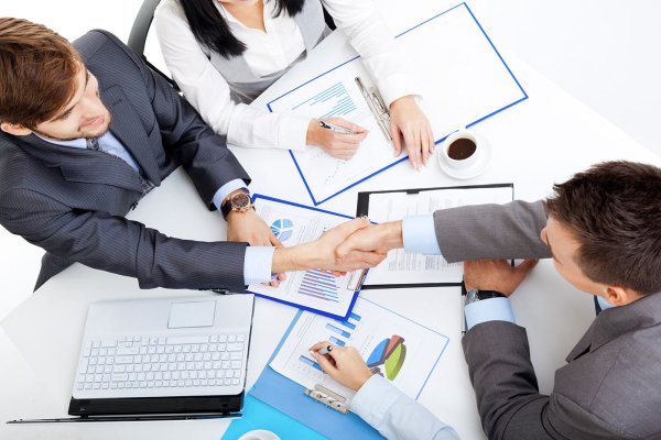 Сделка в офисе