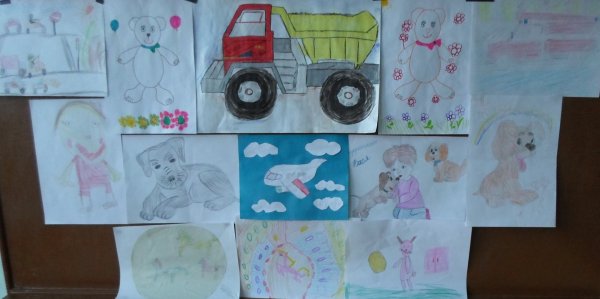 Выставка детских рисунков моя любимая игрушка