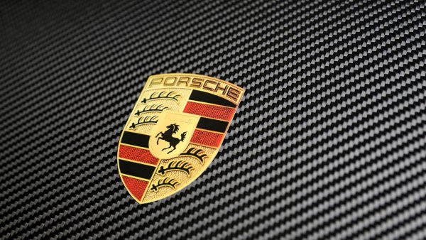 Porsche 911 logo