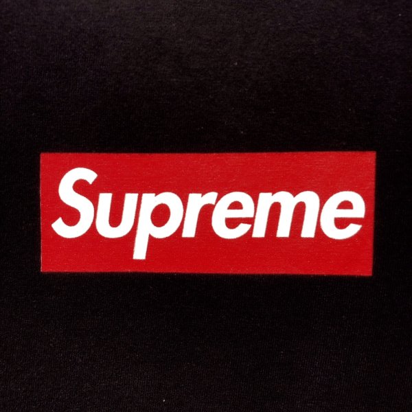 Логотип бренда Supreme
