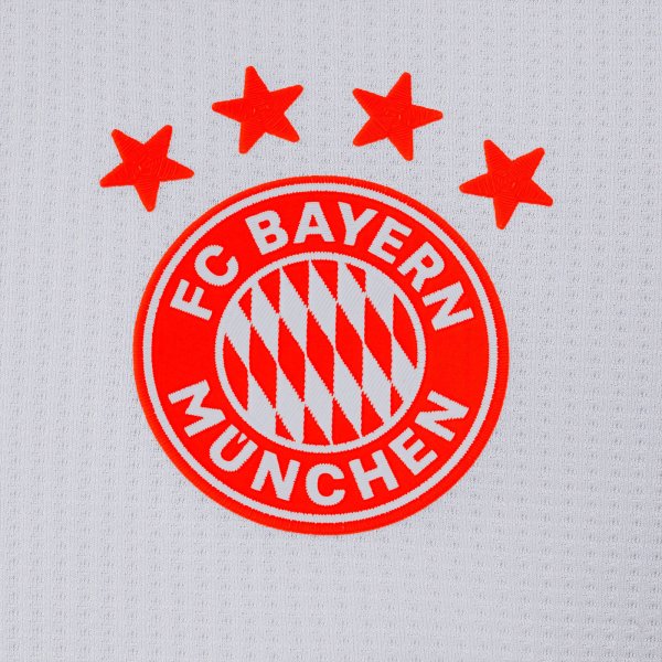 Форма Bayern Munchen 2021