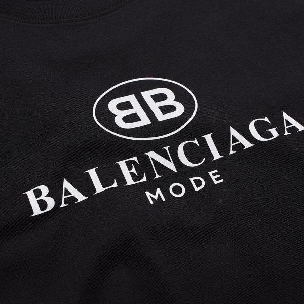 Balenciaga BB logo