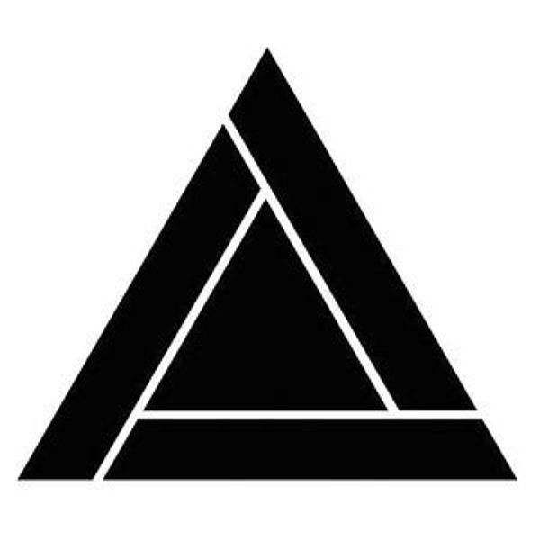 Пирамида символ