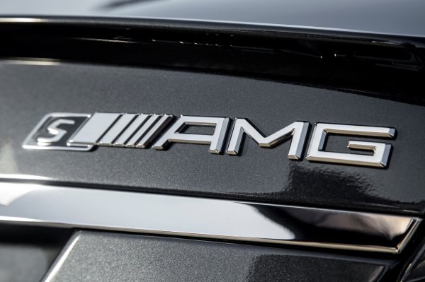AMG 63 логотип
