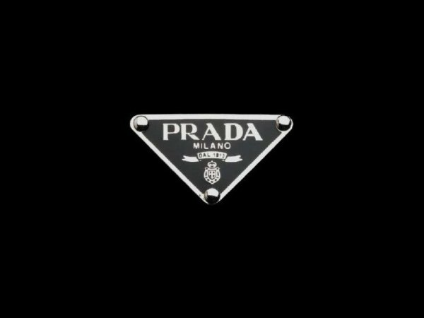 Prada бренд