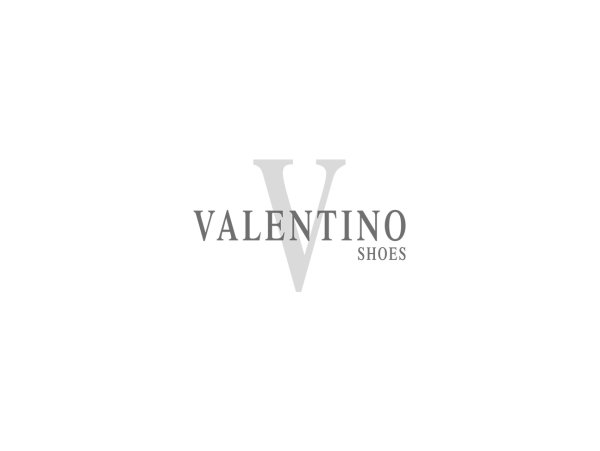 Valentino надпись