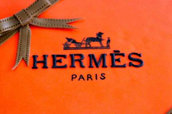 Hermes значок