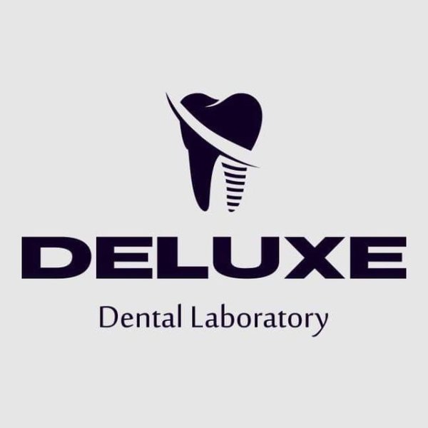 Логотип стоматологии