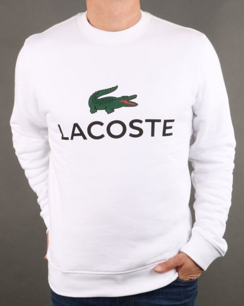 Lacoste надпись