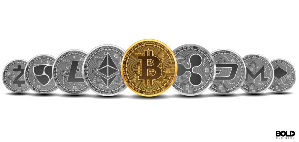 Криптовалюта на прозрачном фоне