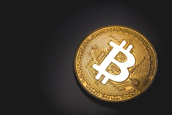 Биткоин логотип