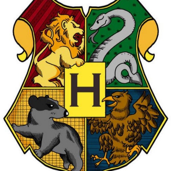 Герб Хогвартса из Гарри Поттера