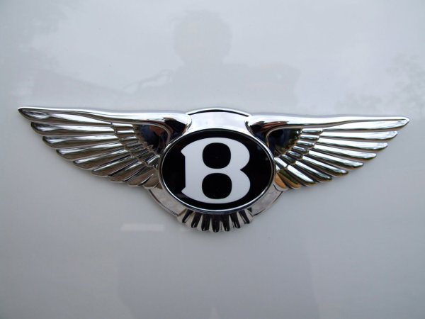 Bentley значок