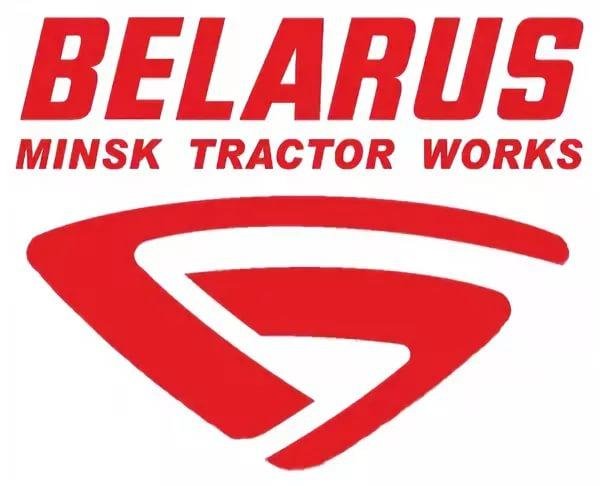 Тракторы с наклейками