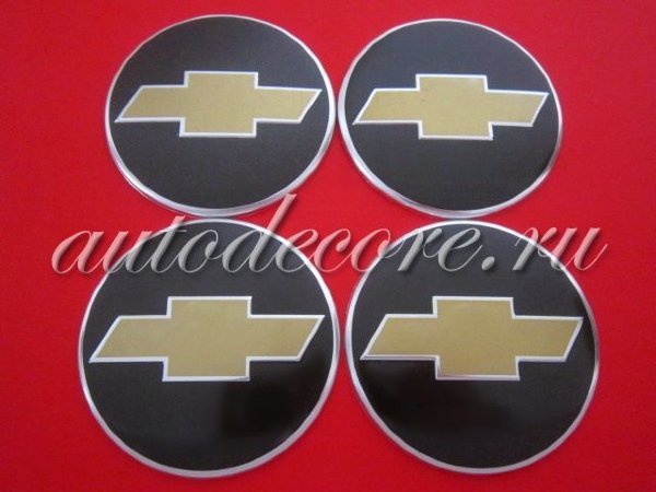 Отклеивание наклейки