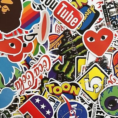 Наклейки спонсоров на мотоцикл