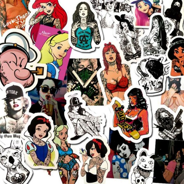 Девушка с оружием