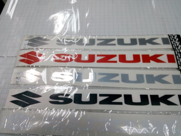 Наклейка лодочного мотора Сузуки 30