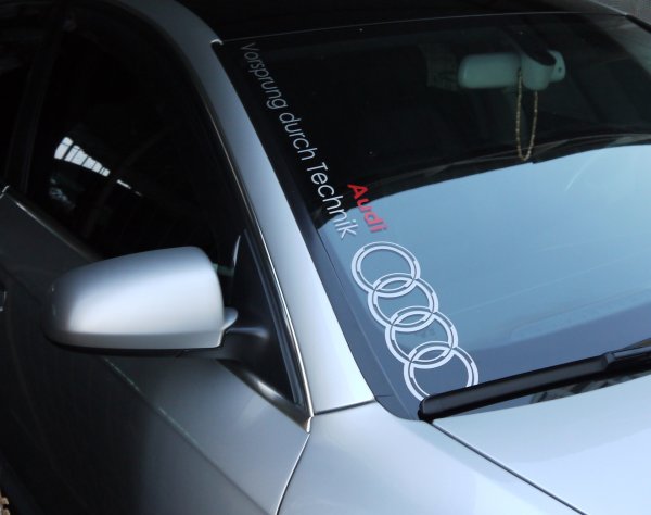 Наклейка на лобовое стекло Ауди а6 с5