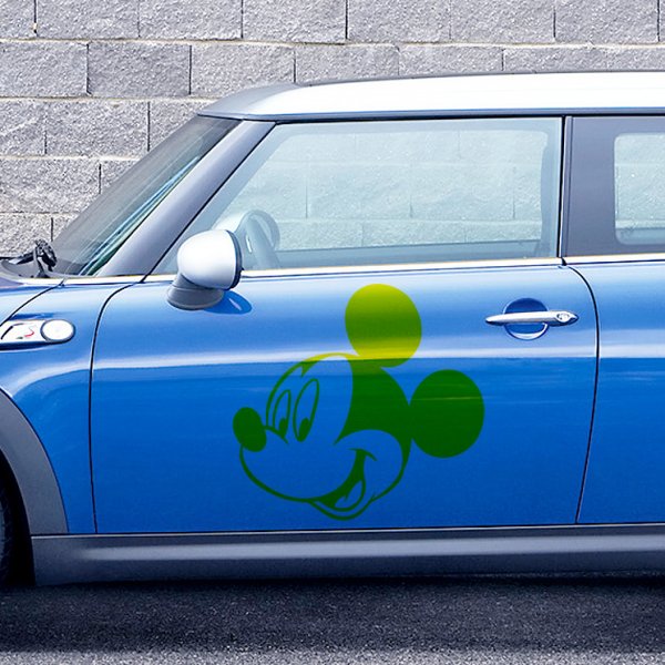 Улыбайся наклейка на авто