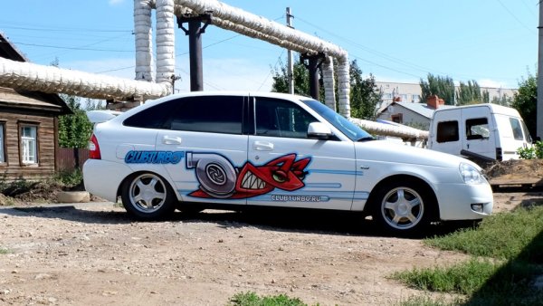 Наклейки на приорах