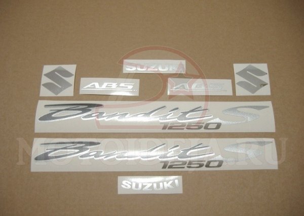 Yamaha fazer наклейки