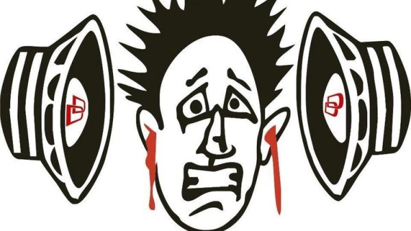 Наклейки на авто сабвуфер