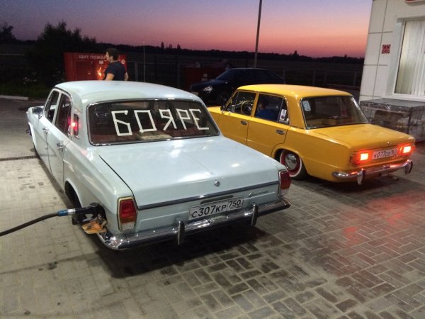 Бояре наклейка на машину