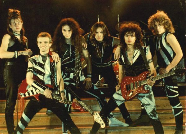 Kiss группа 1976