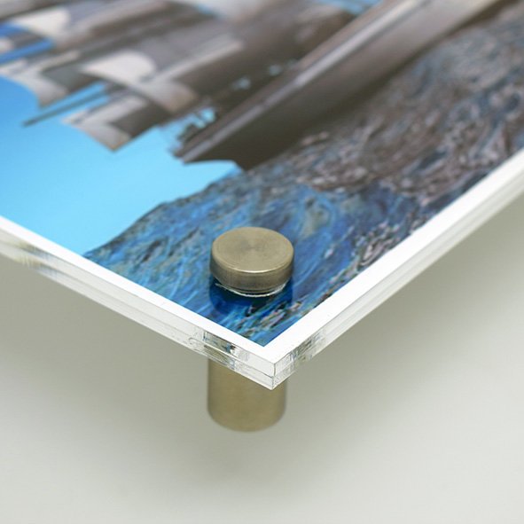 Стеклянные рамки на стену