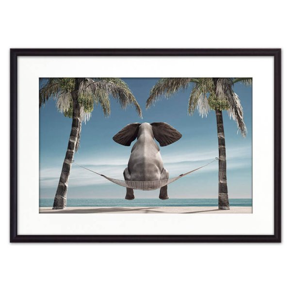 Слон с крылышками