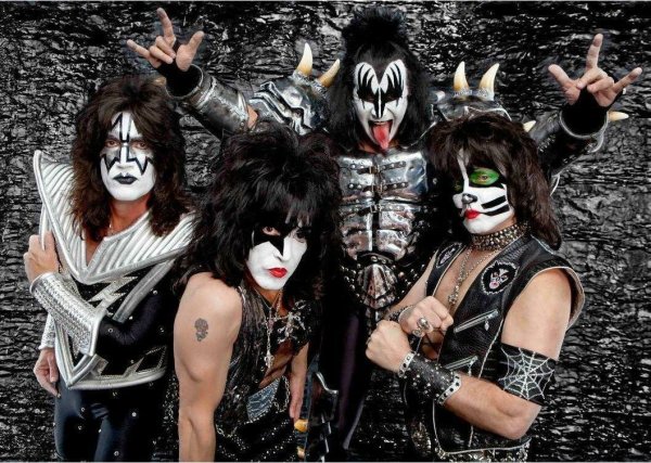 Группа Кисс 2021