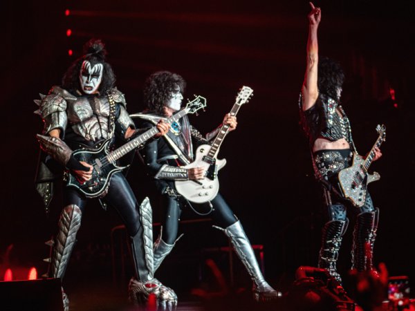 Кассеты группы Кисс