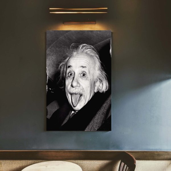 Альберт Эйнштейн