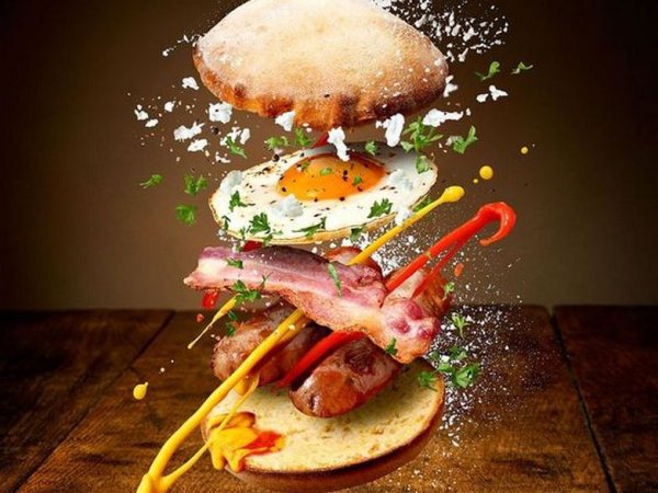 Креативная реклама бургера