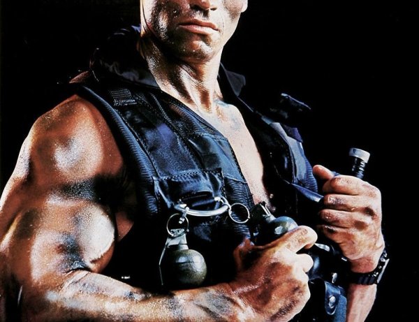 Арнольд Шварценеггер коммандос